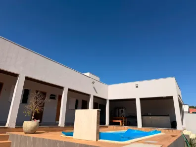 Casa com 4 Quartos à venda, 150m² no , Abadiânia