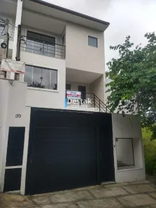 Casa com 3 Quartos à venda, 265m² no Jardim Belvedere, Volta Redonda