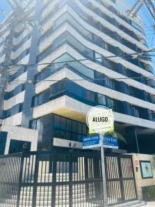 Apartamento com 4 Quartos para alugar, 200m² no Pajuçara, Maceió