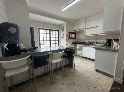 Casa com 2 Quartos à venda, 144m² no Jardim Atlântico, Florianópolis