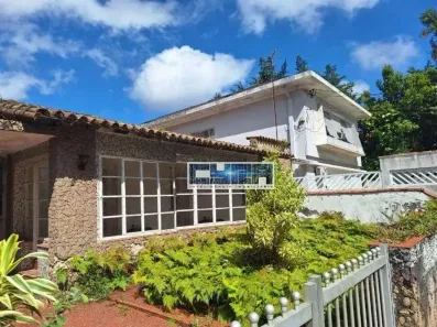Casa com 3 Quartos à venda, 275m² no Ponta da Praia, Santos