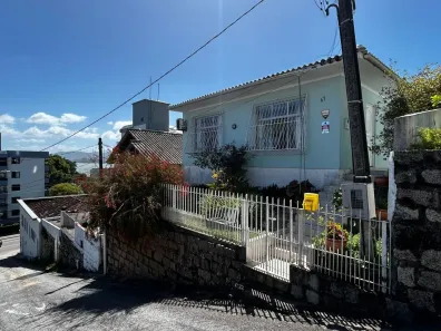Casa com 3 Quartos à venda, 150m² no Estreito, Florianópolis