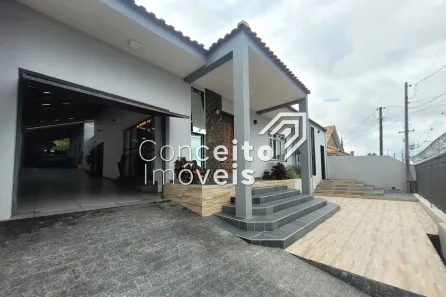 Casa com 4 Quartos à venda, 236m² no Uvaranas, Ponta Grossa
