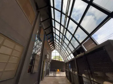 Prédio Comercial para alugar, 940m² no Taguatinga Norte, Brasília