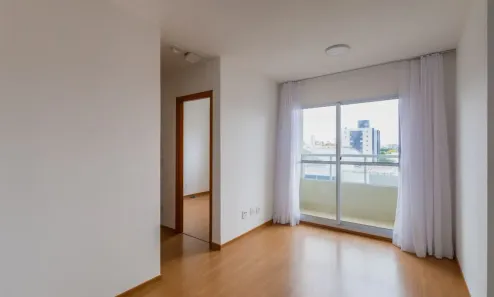Apartamento com 2 Quartos para alugar, 47m² no Centro, Curitiba