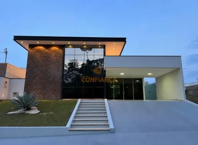 Casa de Condomínio com 3 Quartos à venda, 459m² no Triângulo, Porto Velho