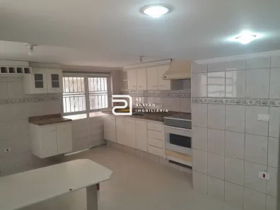 Casa com 3 Quartos para alugar, 165m² no Vila Rezende, Piracicaba