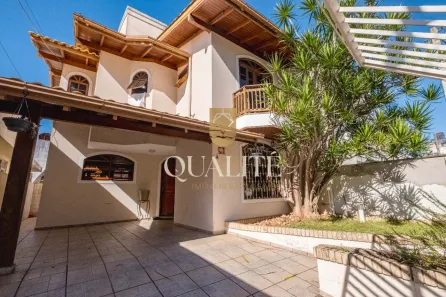 Casa com 3 Quartos à venda, 166m² no Trindade, Florianópolis