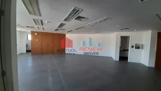 Sala Comercial para alugar, 196m² no Itaim Bibi, São Paulo