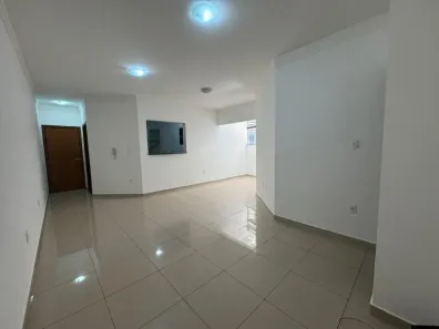 Apartamento com 3 Quartos para alugar, 102m² no Residencial Amazonas, Franca
