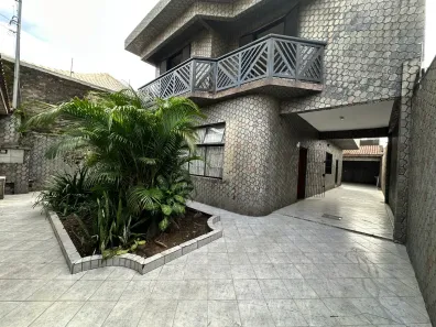 Sobrado com 3 Quartos para alugar, 300m² no Ocian, Praia Grande