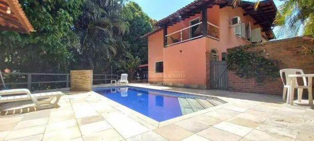 Casa de Condomínio com 5 Quartos para venda ou aluguel, 228m² no Maria Paula, Niterói