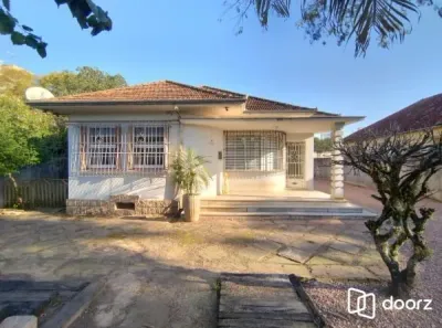 Casa com 3 Quartos à venda, 160m² no Vila Nova, Porto Alegre