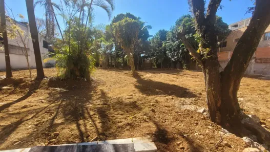 Lote/Terreno à venda, 1600m² no Jardim Luzitânia, São Paulo