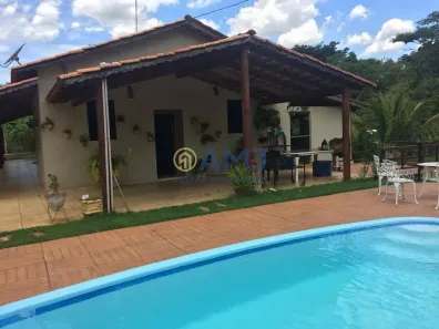 Fazenda/Sítio com 4 Quartos à venda, 600m² no , Hidrolândia