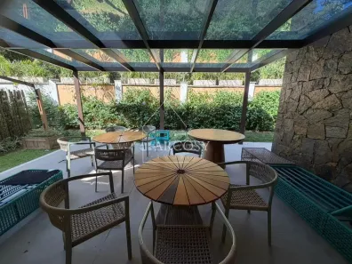 Casa de Condomínio com 4 Quartos para alugar, 250m² no Fazenda Inglesa, Petrópolis
