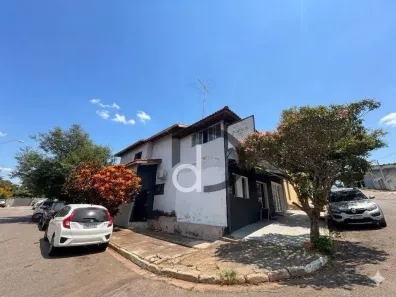 Imóvel Comercial com 3 Quartos à venda, 248m² no Centro, Vinhedo