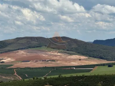 Fazenda/Sítio com 4 Quartos à venda, 930000m² no , Capitólio