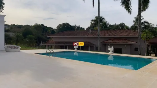 Fazenda/Sítio com 4 Quartos à venda, 931m² no Vale das Laranjeiras, Indaiatuba