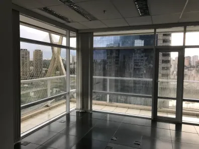 Sala Comercial para alugar, 90m² no Cidade Monções, São Paulo
