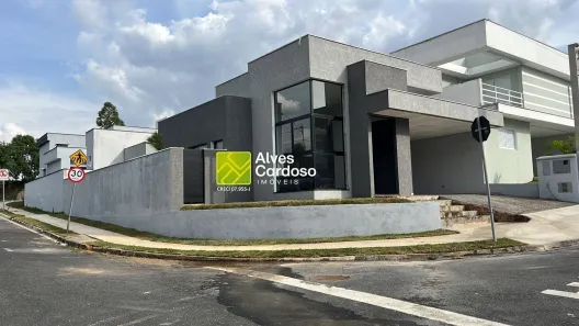 Casa de Condomínio com 4 Quartos para alugar, 196m² no Aparecidinha, Sorocaba
