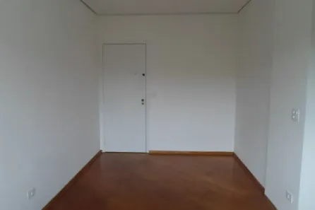 Apartamento com 2 Quartos à venda, 55m² no Jardim Cláudia, São Paulo