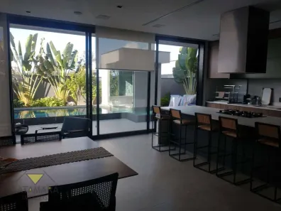 Casa de Condomínio com 3 Quartos à venda, 310m² no Jardim São Pedro, Mogi das Cruzes