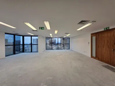Sala Comercial para alugar, 101m² no Três Figueiras, Porto Alegre