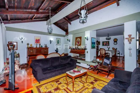 Casa com 5 Quartos à venda, 365m² no Espírito Santo, Porto Alegre