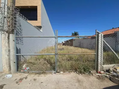 Lote/Terreno para alugar, 500m² no Vila Aparecida, Franca