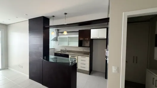 Apartamento com 3 Quartos para alugar, 117m² no Jurerê Internacional, Florianópolis