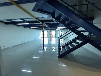Sala Comercial à venda, 250m² no Vila Tramontano, São Paulo