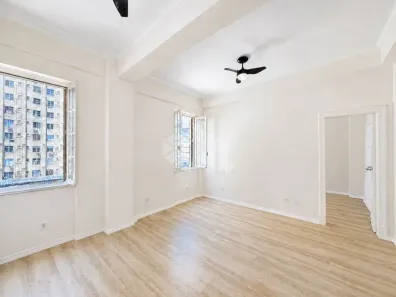 Ponto Comercial para alugar, 34m² no Centro Histórico, Porto Alegre