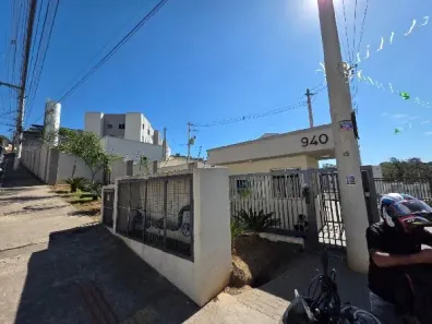 Apartamento com 2 Quartos à venda, 43m² no Vila Perracini, Poá