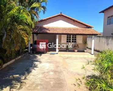 Casa com 4 Quartos à venda, 360m² no Vila Regina, Montes Claros