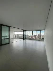 Apartamento com 3 Quartos à venda, 179m² no Zona 07, Maringá
