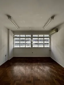 Sala Comercial à venda, 47m² no Centro Histórico, Porto Alegre