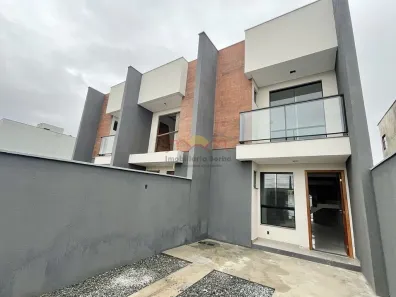 Casa com 3 Quartos à venda, 110m² no Guanabara, Joinville