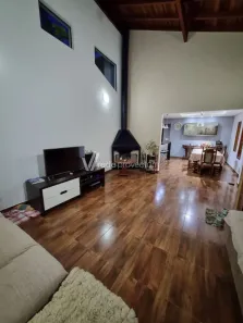 Fazenda/Sítio com 3 Quartos à venda, 217m² no Vale Verde, Valinhos