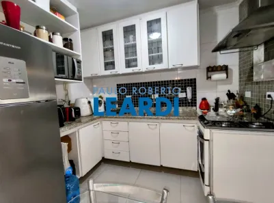Apartamento com 2 Quartos à venda, 60m² no Vila Ipojuca, São Paulo
