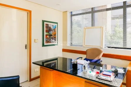 Sala Comercial à venda, 50m² no Moinhos de Vento, Porto Alegre