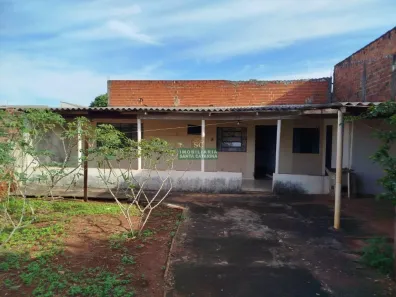 Casa com 2 Quartos para alugar, 60m² no Parque Tarumã, Maringá
