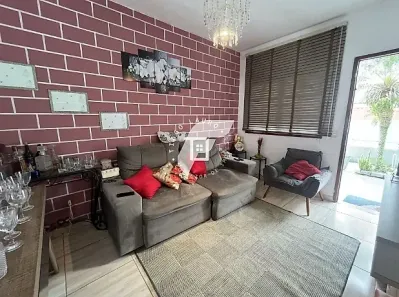Casa com 2 Quartos à venda, 68m² no Madri, Palhoça
