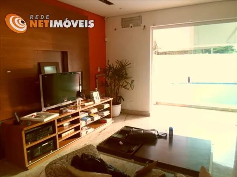 Casa com 5 quartos — Bandeirantes (Pampulha), Belo Horizonte