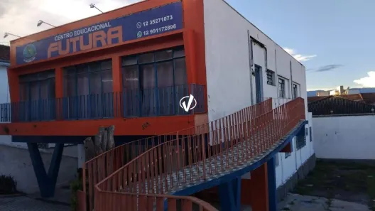 Ponto Comercial com 3 Quartos para alugar, 300m² no Centro, Pindamonhangaba