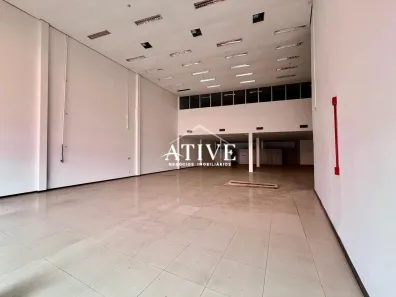 Ponto Comercial para alugar, 600m² no Vila Veranópolis, Cachoeirinha