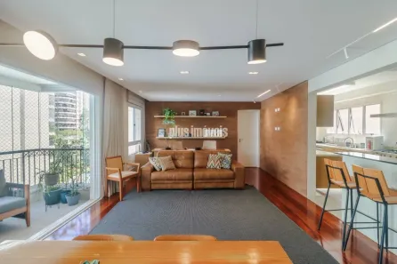 Apartamento com 3 Quartos para alugar, 129m² no Real Parque, São Paulo