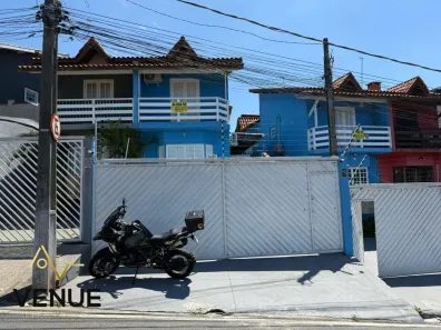 Sobrado com 3 Quartos para alugar, 200m² no Nossa Senhora do Carmo, Arujá