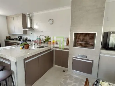 Casa com 3 Quartos à venda, 250m² no Jardim Messina, Jundiaí