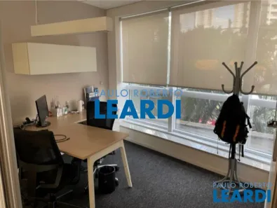 Sala Comercial para alugar, 592m² no Butantã, São Paulo